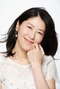 佐生　知嘉子