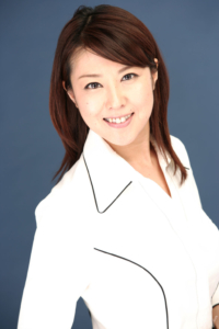山田　万里