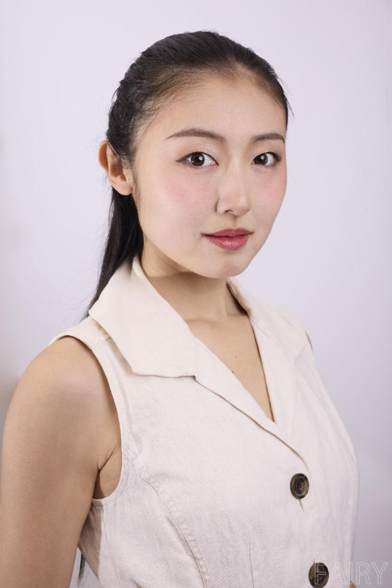 美坐　香菜子